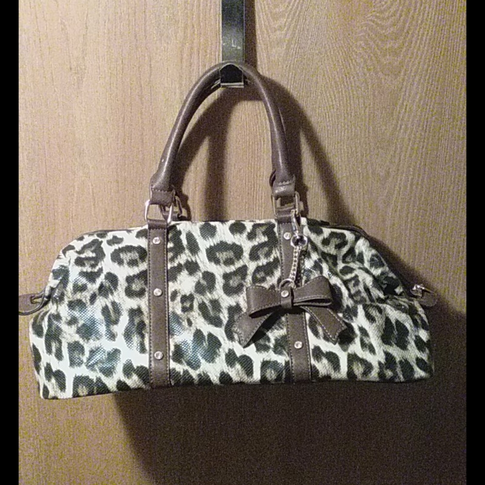 Charming Charlie handbag